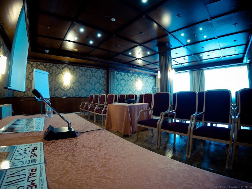 Hotel Delle Palme Lecce Esterno foto