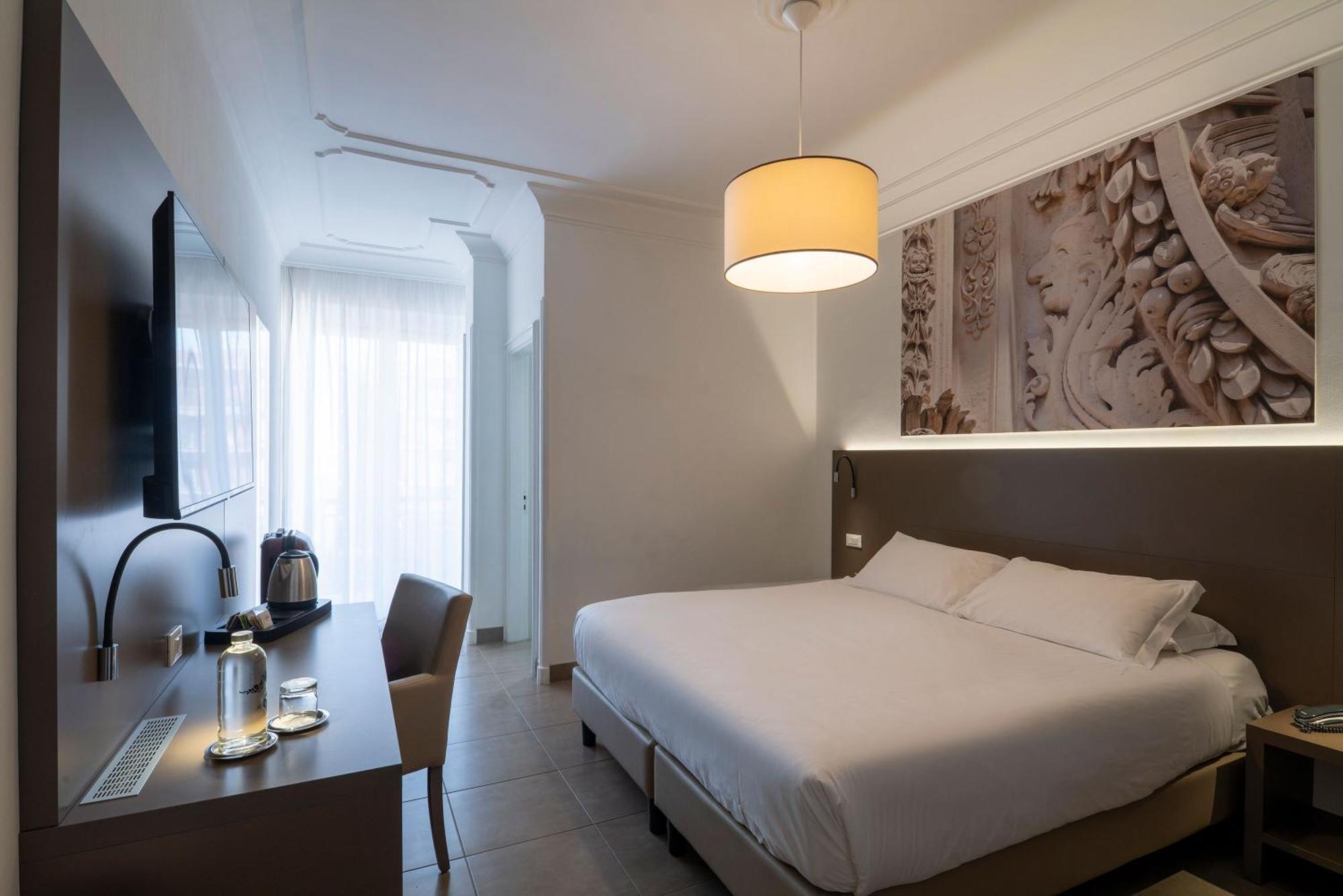 Hotel Delle Palme Lecce Esterno foto