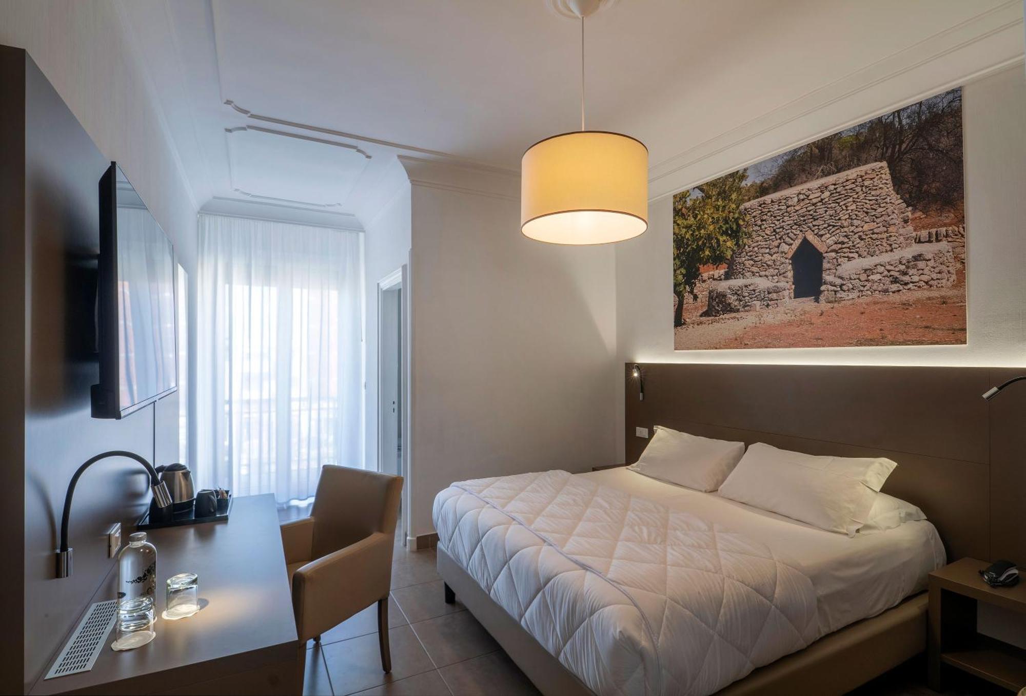 Hotel Delle Palme Lecce Esterno foto